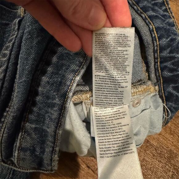 Old Navy Extra High Rise Sky-Hi Wide-Leg Jeans Blue Size 8 Frayed Hem READ - Picture 10 of 11